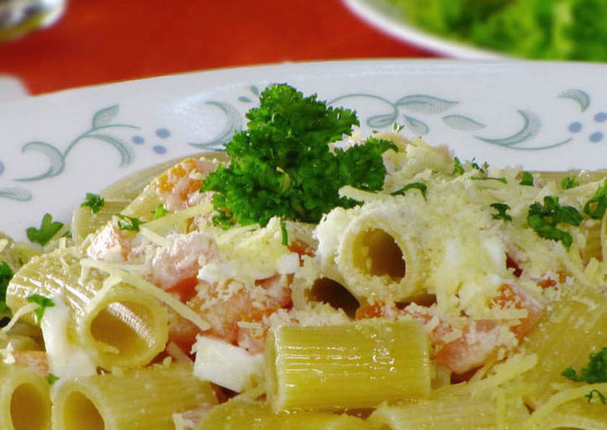 Banner_rigatoni-huevo-doria-con-tomate-y-jamon (1) (1)